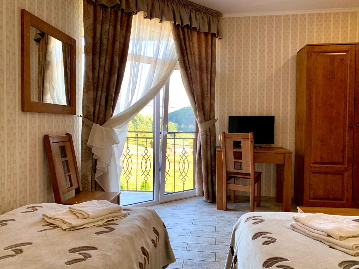 Mini Hotel Solnce Karpat بوليانا المظهر الخارجي الصورة