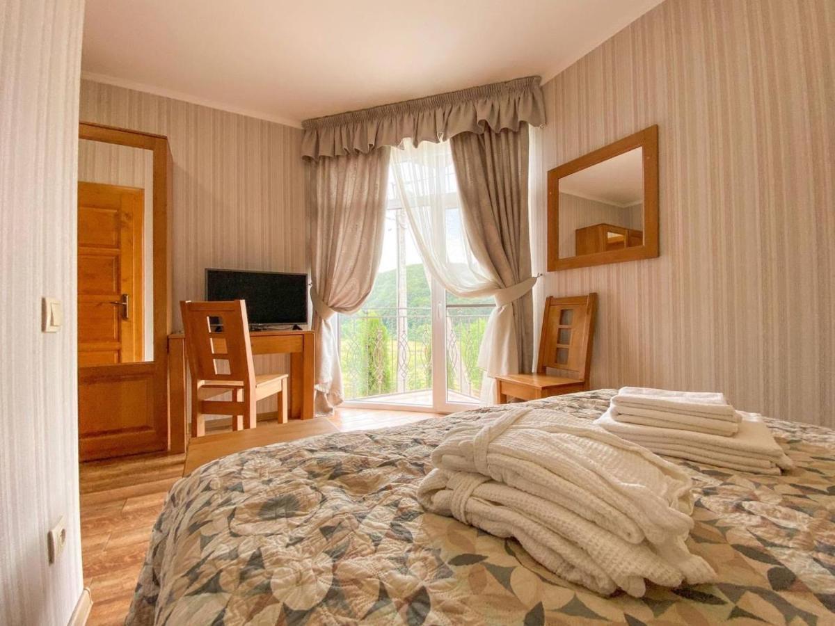 Mini Hotel Solnce Karpat بوليانا المظهر الخارجي الصورة