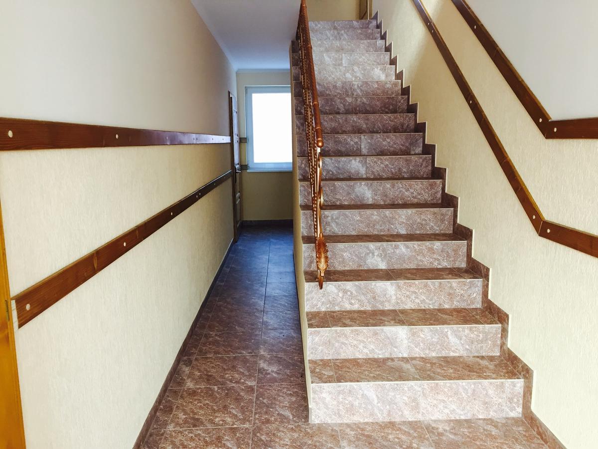 Mini Hotel Solnce Karpat بوليانا المظهر الخارجي الصورة