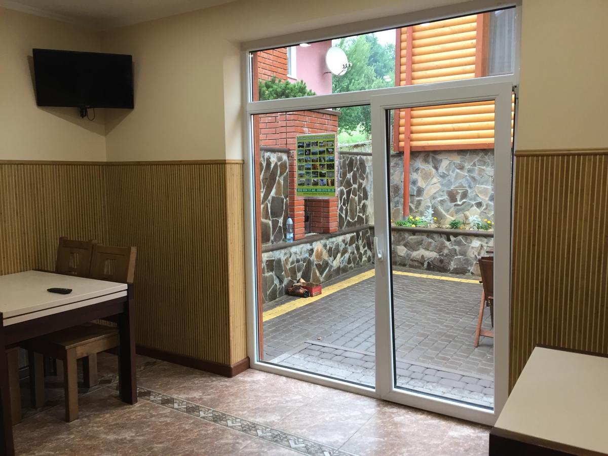 Mini Hotel Solnce Karpat بوليانا المظهر الخارجي الصورة